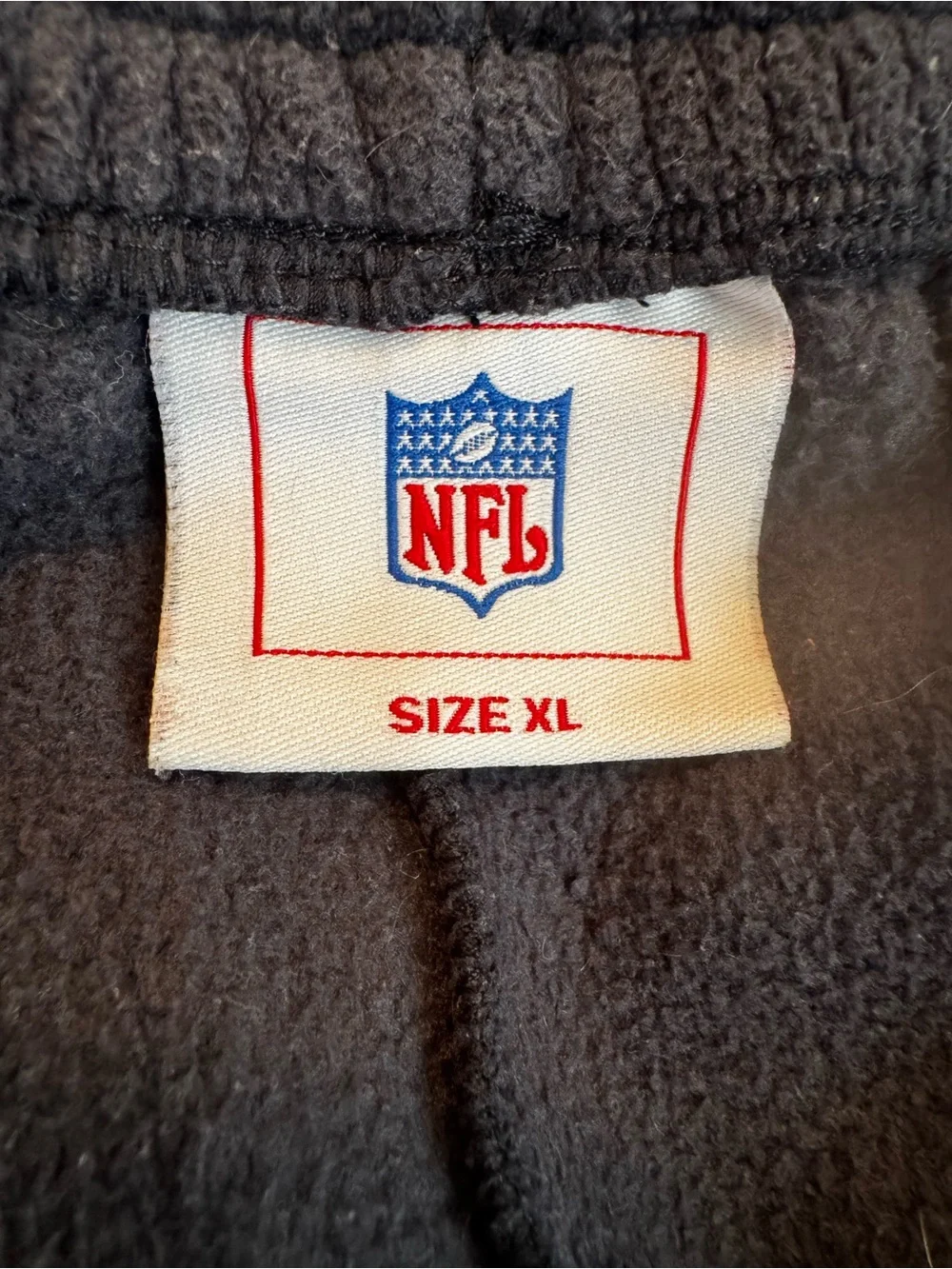 Buffalo Bills men’s fleece pants, navy XL